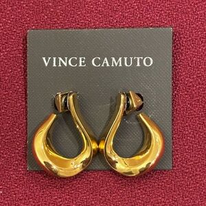 VINCE CAMUTO OVAL GOLDTONE Earrings. EUC